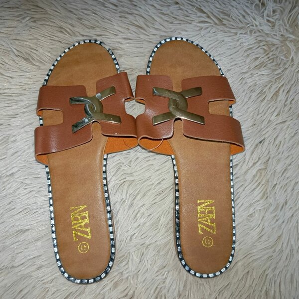 Sandales en cuir élégantes