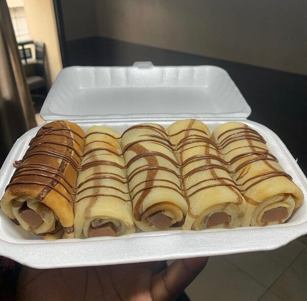 CRÊPES TOURBILLON AU KINDER