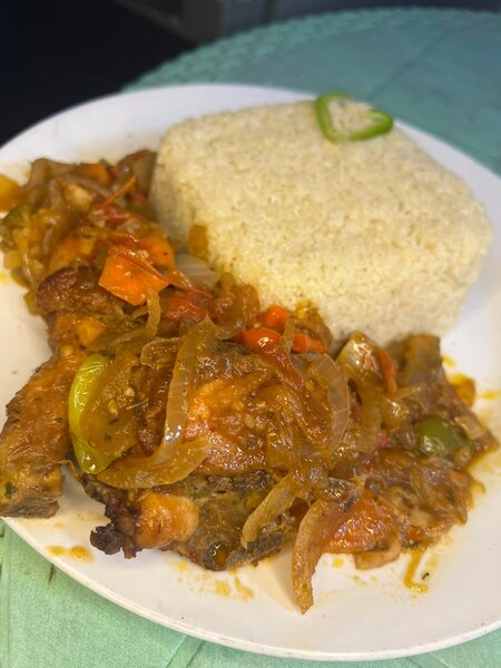 Délicieux attieke epicé