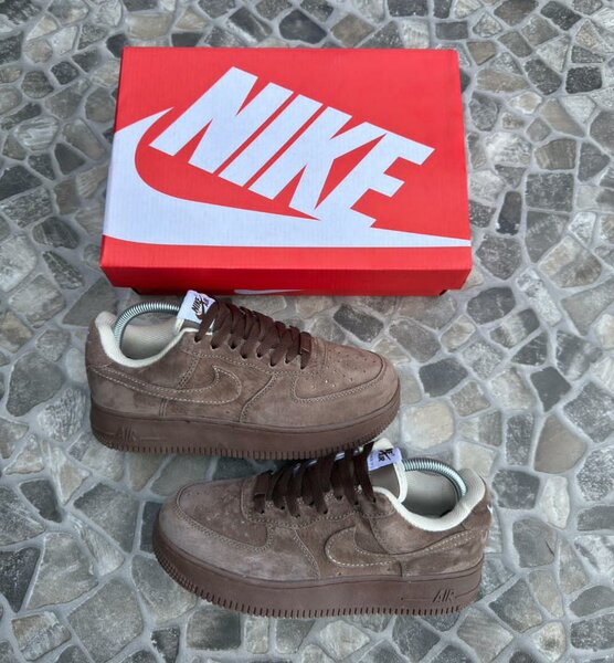 Nike Air Force 1 Marron