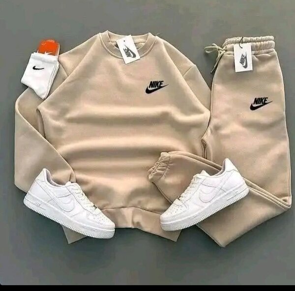 Ensemble survêtement Nike beige