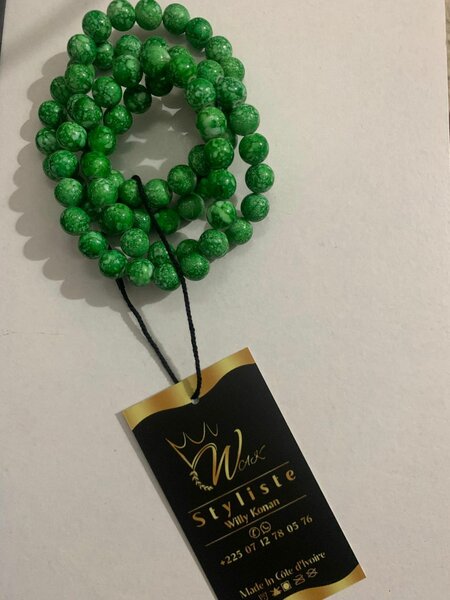 Bracelets colorés en perles