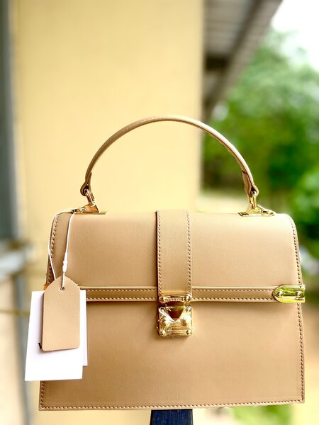 Sac à main élégant femme