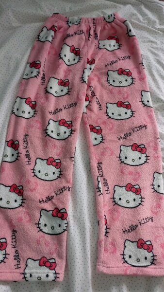 Pantalon Hello Kitty rose en molleton