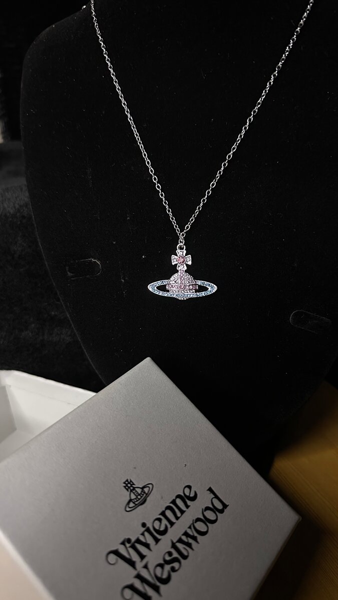 Collier Vivienne Westwood Chic