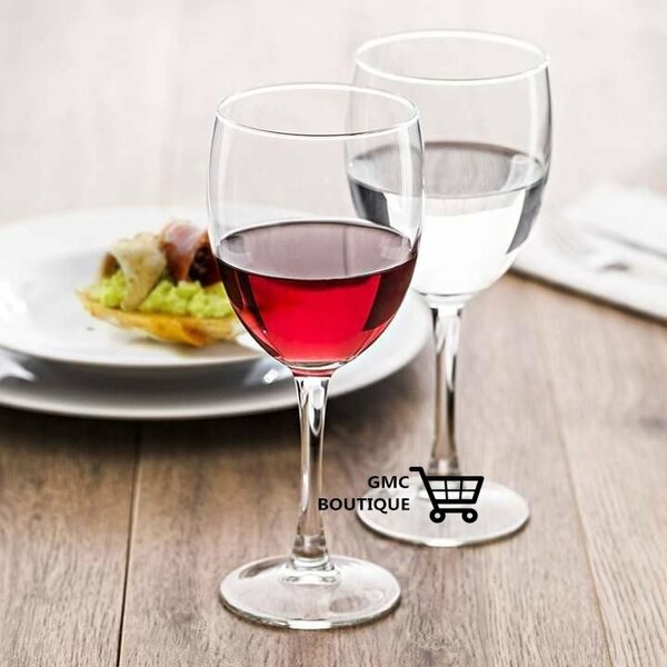 Lot de 6 grande coupes à vin.