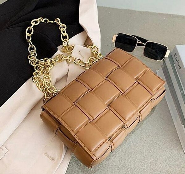 Sac à main en cuir marron