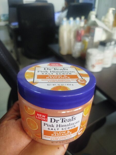 Dr Teal's Himalayan Salt Scrub