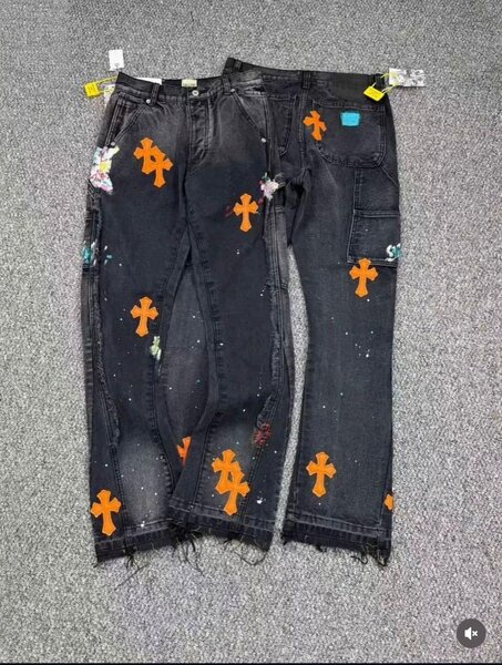 Jeans homme déchirés et décontractés