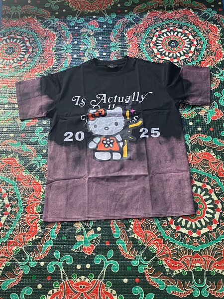 T-shirt graphique tendance