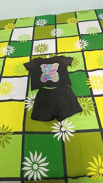 Ensemble de vêtements pour enfants