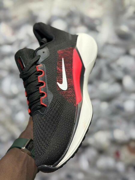 Chaussures de course Nike noires