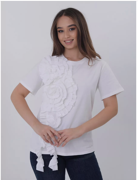 Футболка женская с цветочками