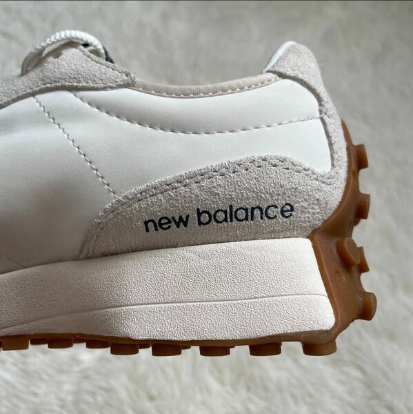 New balance 327