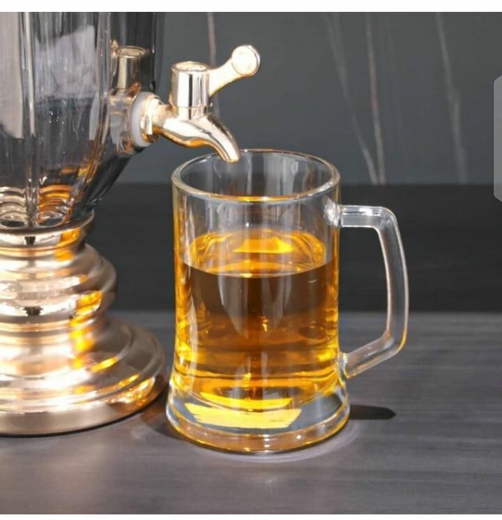 Chope en verre élégant