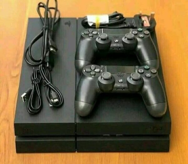 PS4 tout neuf