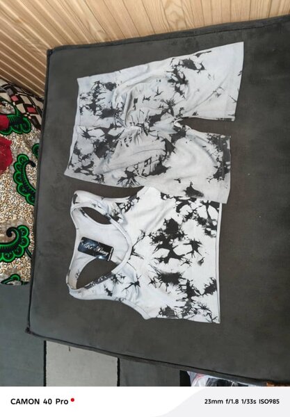 Ensemble de sport tie-dye