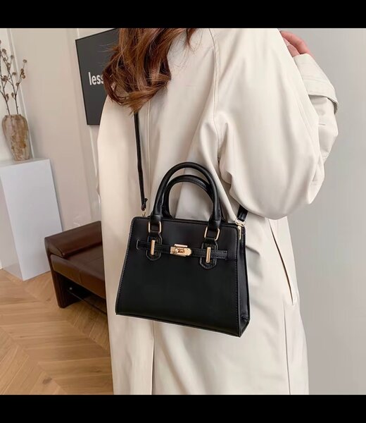 Sac en cuir élégant femme