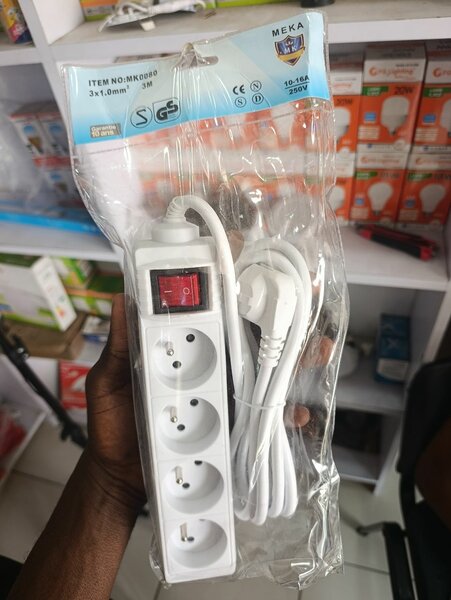 MEKA Power Strip 4-Outlets