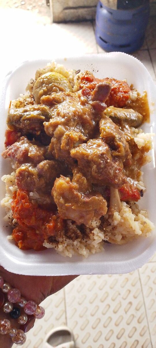 Assiettes repas savoureux