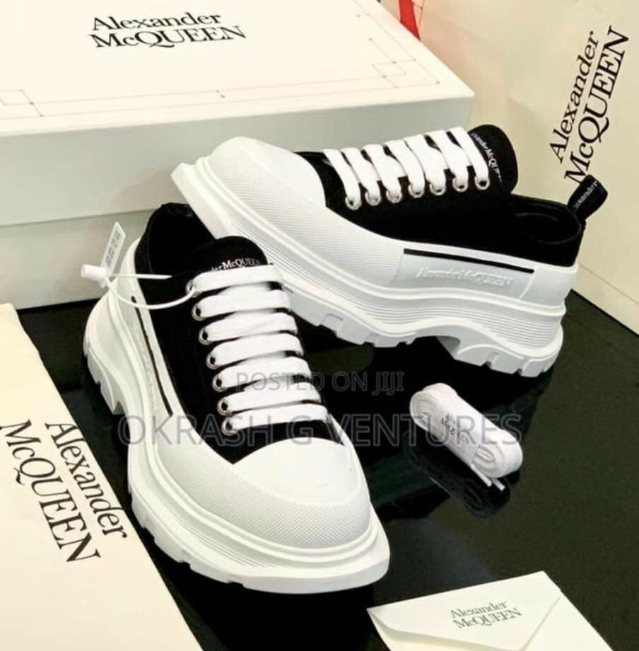 ALEXANDER MCQUEEN