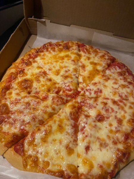 Pizza variée savoureuse