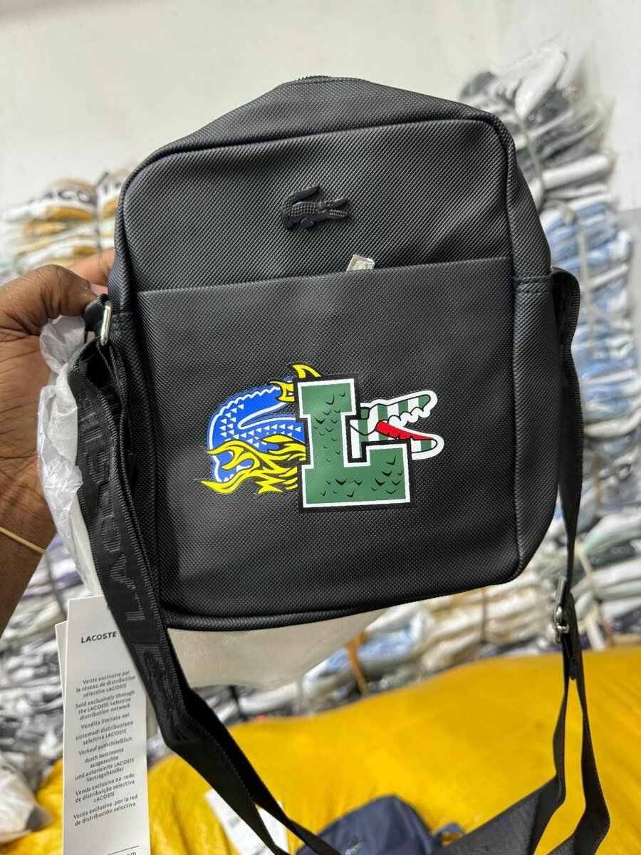 Sac bandoulière Lacoste confor