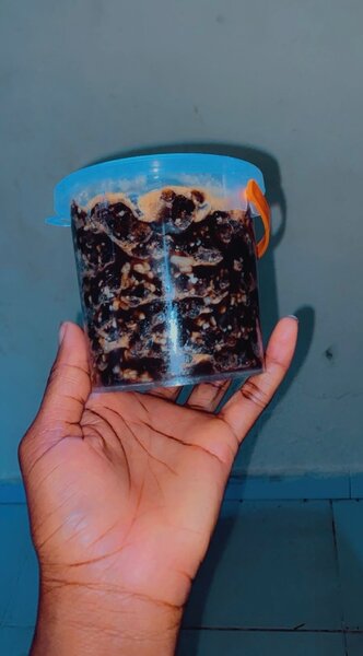 Savon noir à base de miel disponible