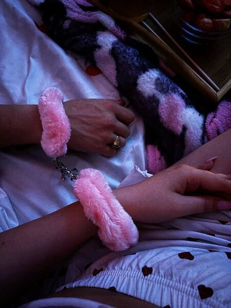 Menottes en fourrure douce