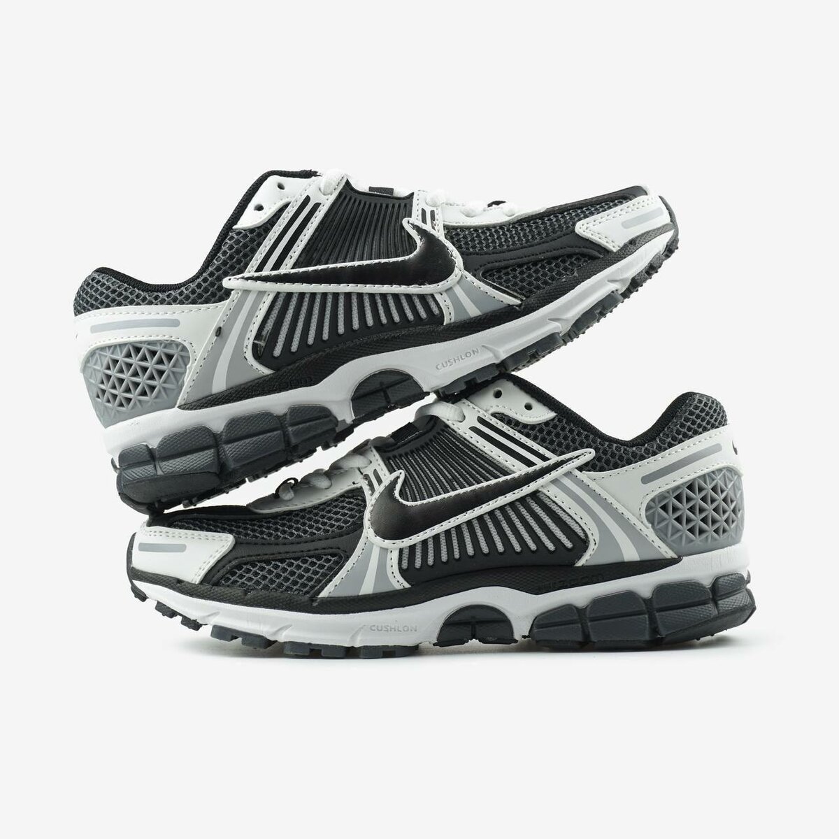 Nike Men's Running Sneakers