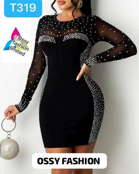 Robe soirée noire élégante