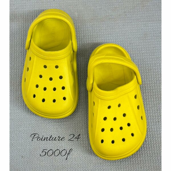 Crocs pour enfants belles et élégantes