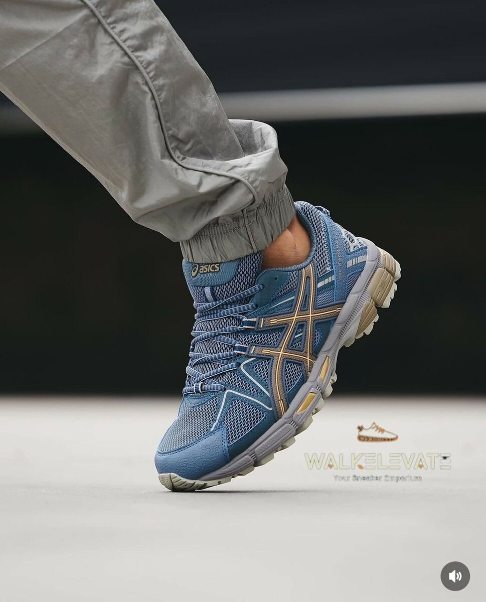 ASICS gel runner