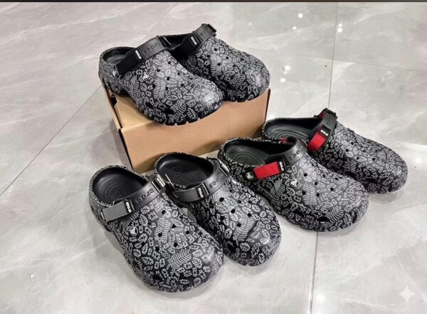 Sabots confort motif floral