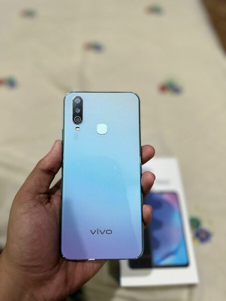 Vivo Y17