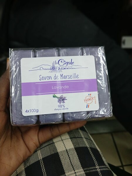 Savon cigale miel et oilve