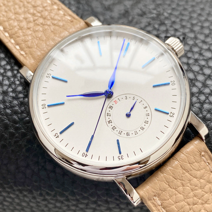 Montre élégante cuir beige