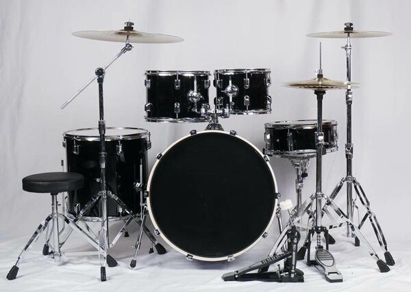 5-Piece Acoustic Drum Set