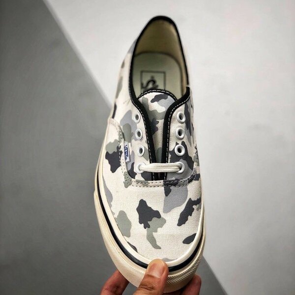 Vans trehi blanc noir