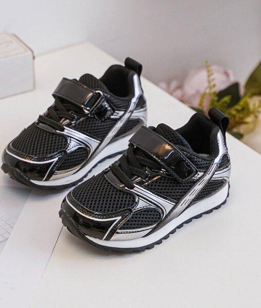 Baskets enfant noires stylées