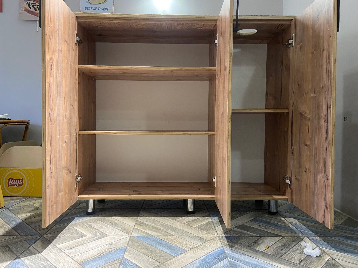 Стейшн-шкафчик