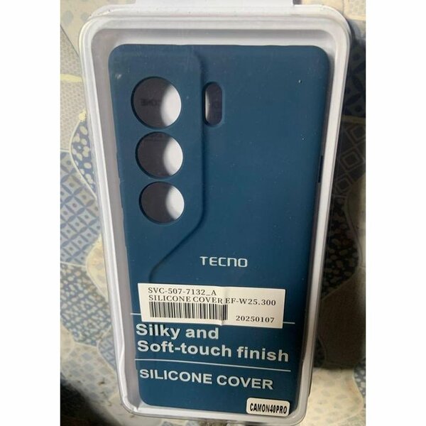 Coque Silicone TECNO Cam 40pro