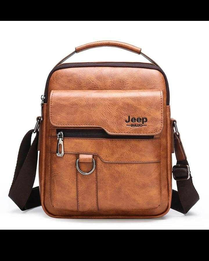 Sacoche homme en cuir élégant