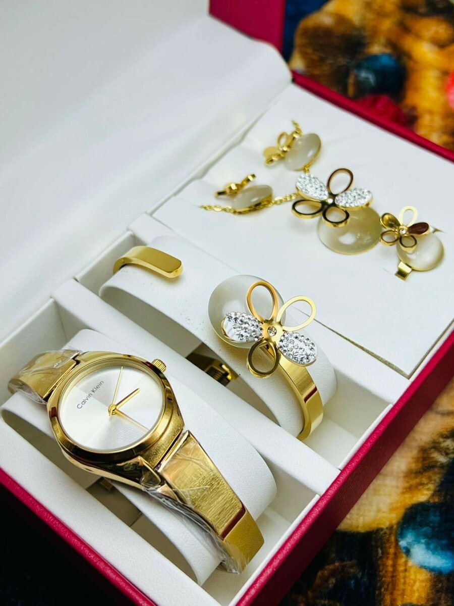 montre pour les femmes