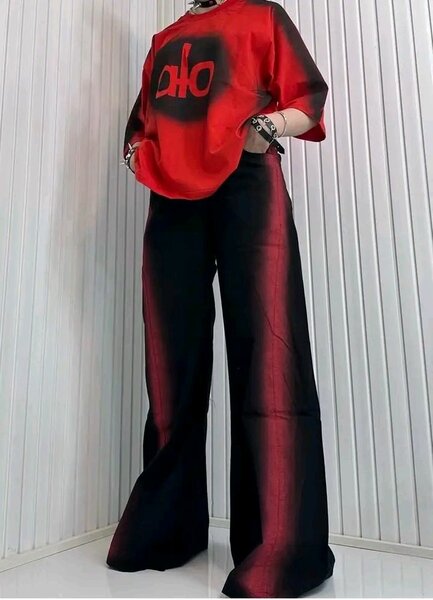 T-shirt oversize graffiti