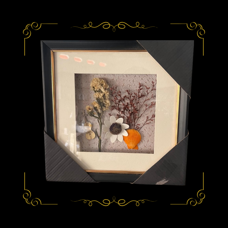 Cadre floral décoratif