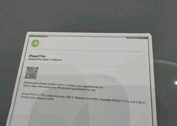 iPhone 17 Pro Rose Gold