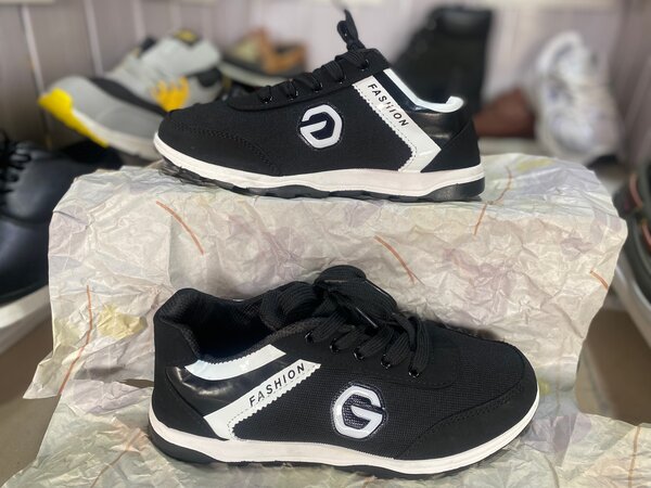 Baskets noires légères mode