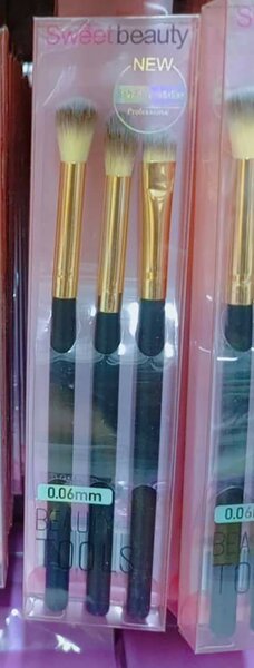 Pinces de maquillage