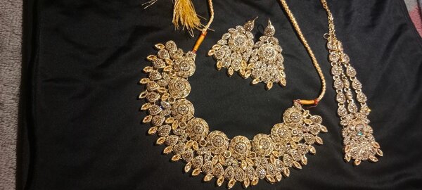 Earrings with necklace